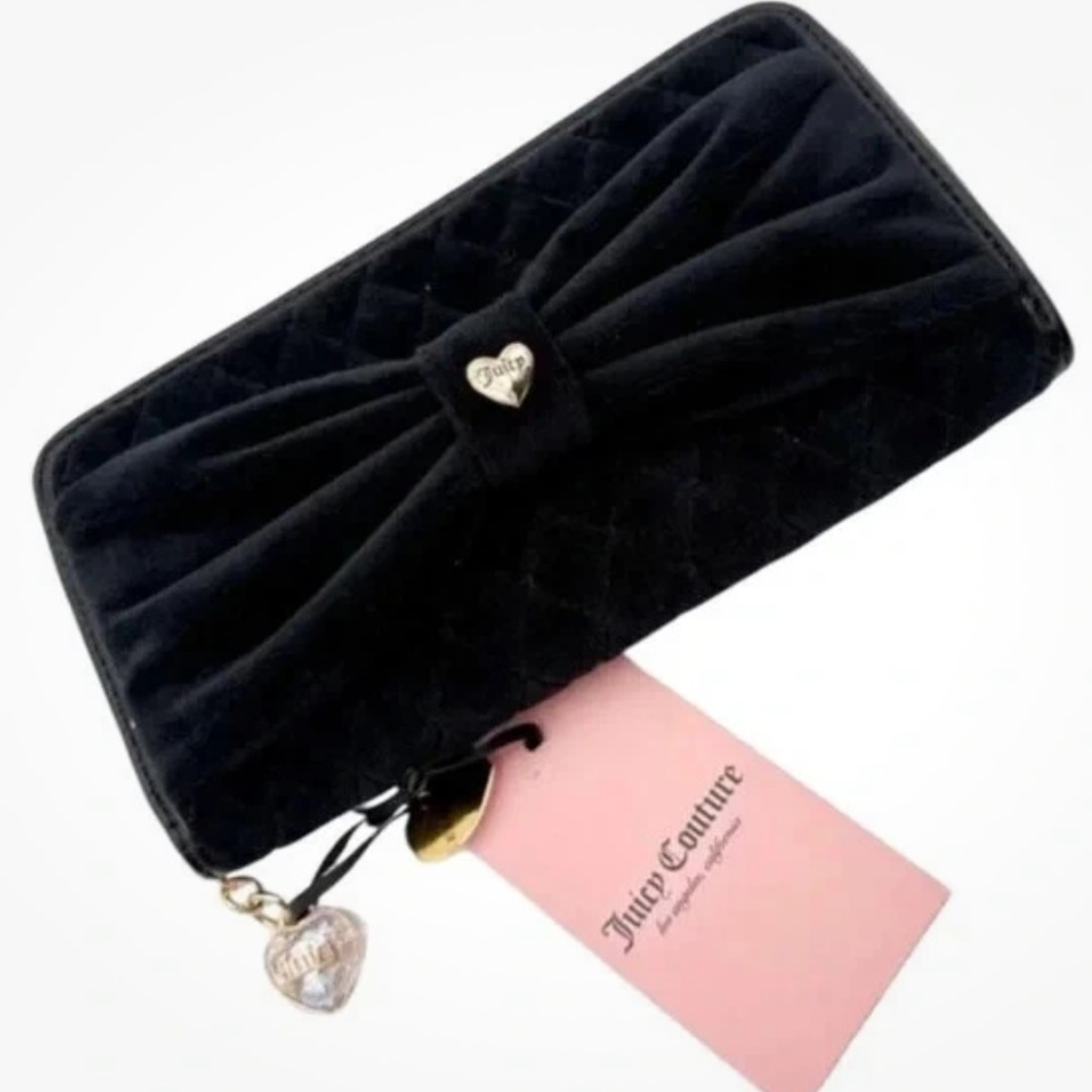 🖤🖤JUICY COUTURE “TIED WITH A BOW LARGE ZIP AROUND WALLET🖤🖤NWT